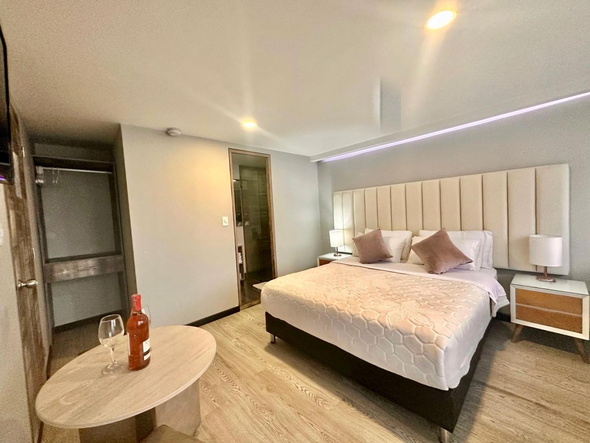 Agora Boutique 3*